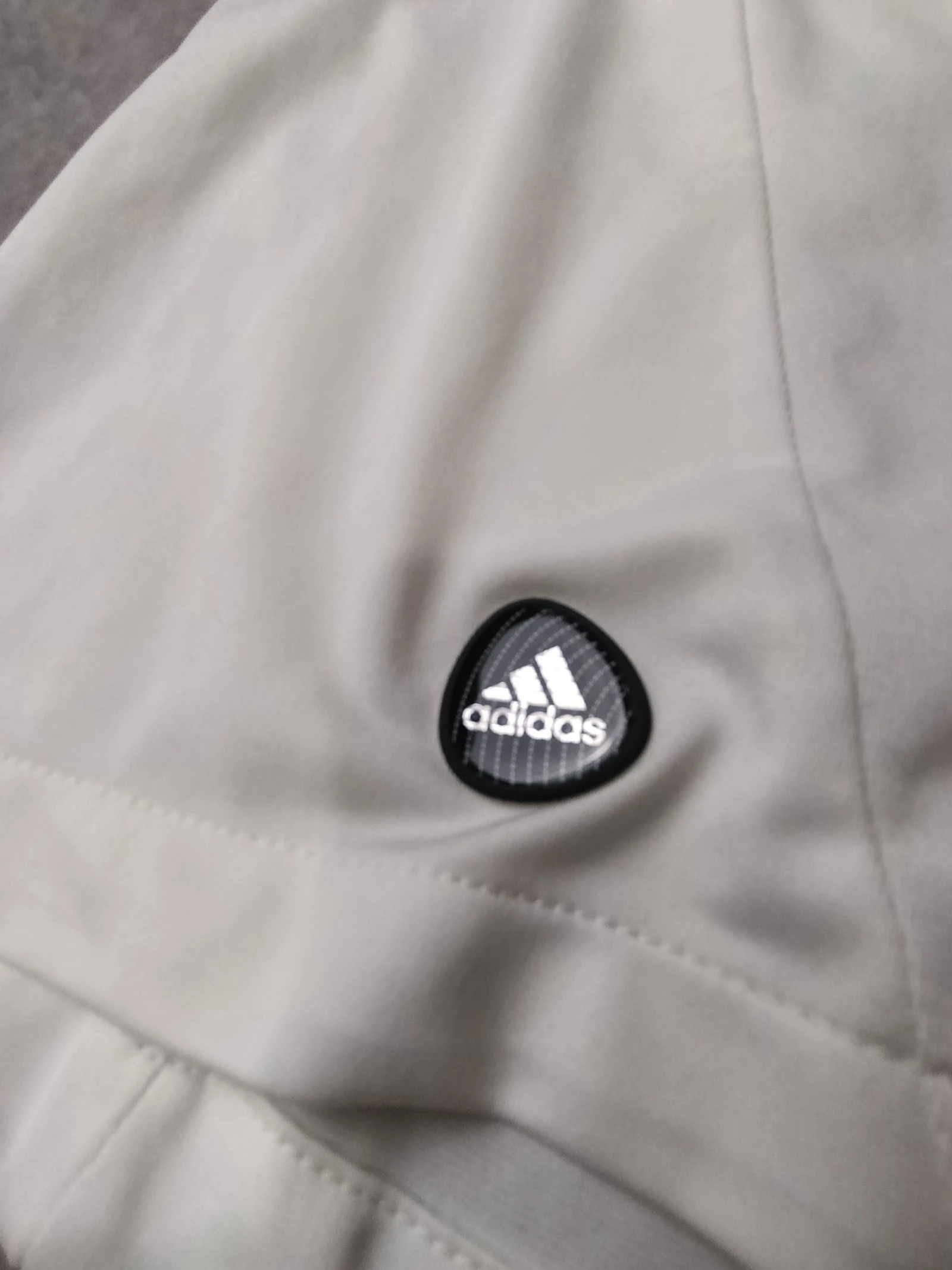 Real Madrid 2011/12 Home Shirt Adidas ClimaCool White Gold Bwin Vintage Size M – photo 5